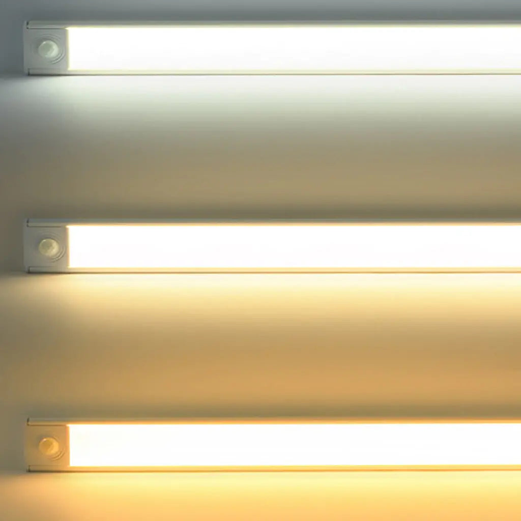 Luminária Inteligente Ultra LED com Sensor de Movimento